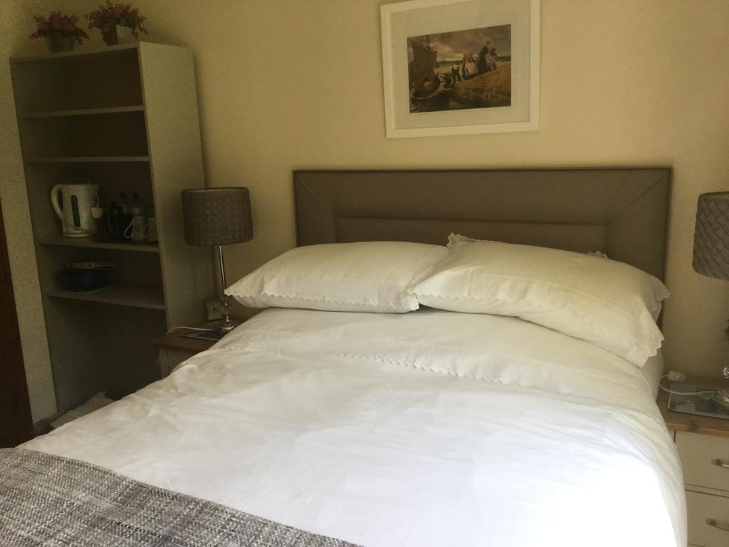 利斯卡德Trecarne House住宿加早餐旅馆 外观 照片
